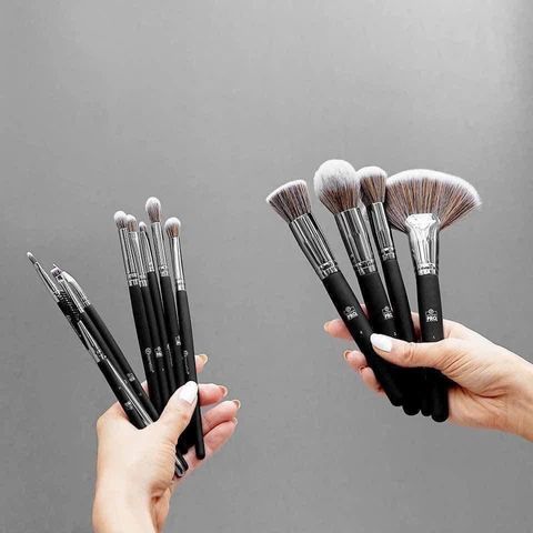 Set cọ trang điểm BH Cosmetics Studio Pro 13 cây - Bộ cọ chuyên nghiệp, đa năng cho vẻ đẹp hoàn hảo tại nhà