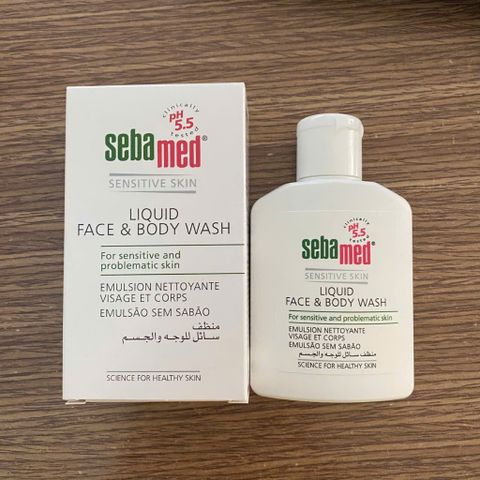 Sữa Rửa Mặt Và Tắm Toàn Thân Sebamed 50ml - Giải Pháp Dịu Nhẹ Cho Da Nhạy Cảm, Duy Trì pH 5.5, Chăm Sóc Làn Da Tối Ưu