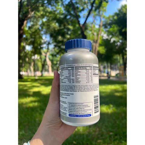 Vitamin Tổng Hợp Centrum Silver 50+ cho Nam - Hỗ Trợ Tim Mạch, Não Bộ, Xương và Hệ Miễn Dịch - 275 Viên Mỹ