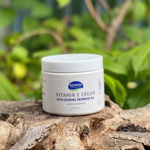Kem Dưỡng Da Redwin Vitamin E và Tinh Dầu Anh Thảo 330g - Dưỡng ẩm, Làm Mịn Da, An Toàn Cho Da Nhạy Cảm