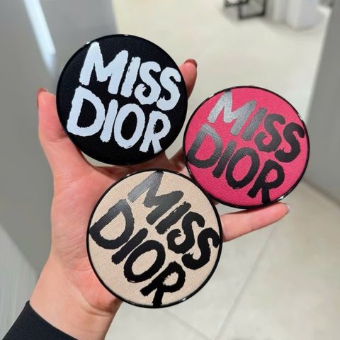 Phấn Nước Trang Điểm Dior Cushion Dior Forever 1N Wild Beige - Phấn Nước Chính Hãng, Lớp Trang Điểm Hoàn Hảo và Tự Nhiên