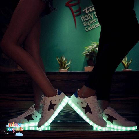 Giày LED Ngôi Sao Phát Sáng - 7 Màu, 11 Chế Độ Chiếu Sáng Thời Trang Nam Nữ, Phù Hợp Mọi Sự Kiện