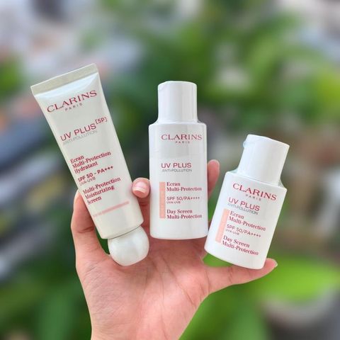 Kem Chống Nắng Clarins UV Plus Rosy Glow SPF50/PA++++ 50ml - Bảo Vệ Da, Tăng Cường Độ Ẩm, Lớp Nền Trang Điểm Hoàn Hảo
