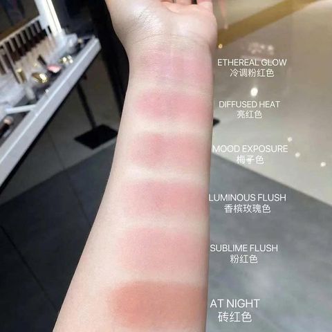 Phấn Má Hồng Hourglass Ambient Lighting Blush Màu Dim Infusion - Trang Điểm Sang Trọng, Tự Nhiên, Quà Tặng Ý Nghĩa