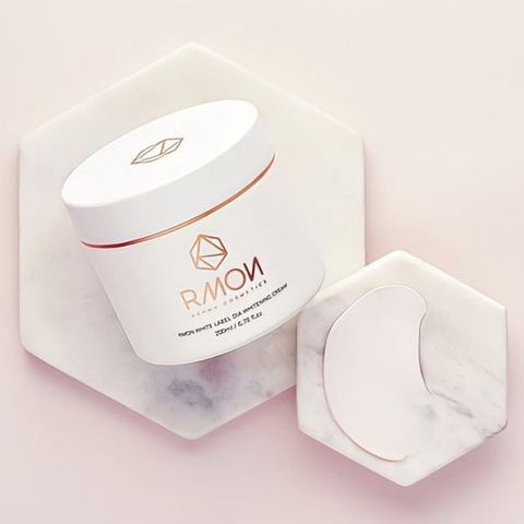 Kem Dưỡng Trắng Da Body Rmon White Cream 200ml - Sáng Da, Mờ Thâm Nâu, Hàn Quốc, Chất Kem Mịn Mượt, Dưỡng Ẩm Tự Nhiên