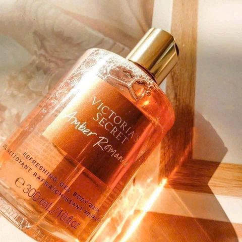 Sữa Tắm Victoria's Secret Amber Romance 250ml - Gel Nước Hoa Hương Ngọt Ấm Quyến Rũ, Dưỡng Ẩm và Làm Sạch Da