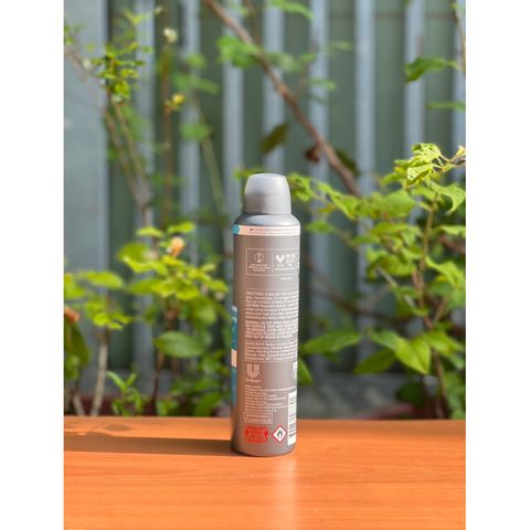 Xịt khử mùi Dove Men Care