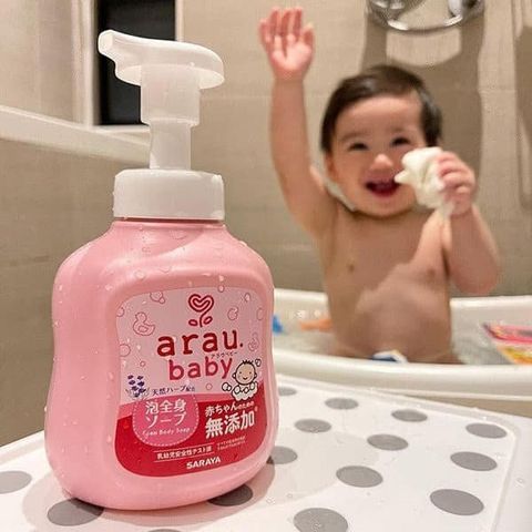 Bọt Tắm Gội Thảo Mộc Cho Bé Arau Baby - Chai 450ml