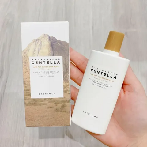 (Sales)Kem Chống Nắng Vật Lý Skin1004 Madagascar Centella SPF50 - Dưỡng Ẩm, Bảo Vệ Da Nhạy Cảm, 50ml Chính hãng