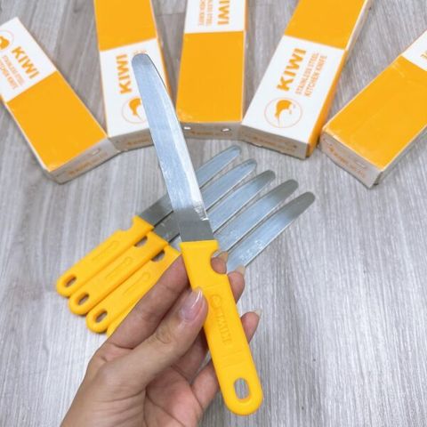 Hộp 12 dao Kiwi cán vàng đầu tròn – nhọn (TH179)