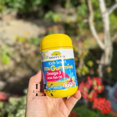 Kẹo dẻo bổ sung DHA cho bé - Nature's Way Kids Smart Vita Gummies Omega-3 DHA Fish Oil Trio 60 viên.