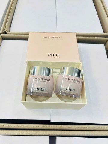 Set Kem Dưỡng Cấp Ẩm Sáng Da Ohui Moisture Cream 60ml tặng thêm hũ 60ml