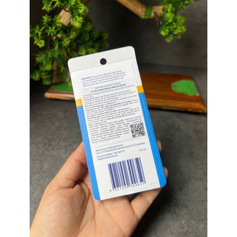 Son Dưỡng Môi Chống Nắng cho môi Cancer Council Ultra Sunscreen Lip Balm SPF50+ 4g