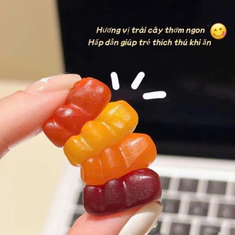 Kẹo gấu Gummy Vites 300v cung cấp vitamin và khoáng chất cho bé