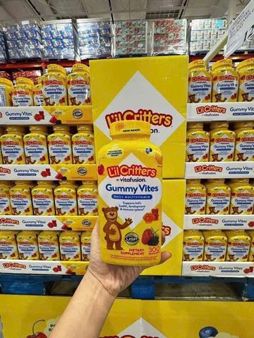 Kẹo gấu Gummy Vites 300v cung cấp vitamin và khoáng chất cho bé
