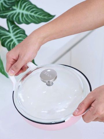Nồi Gang Sâu Lòng Chống Dính Seka SKG420 - Kích Thước 20cm, Chất Liệu Gang Đúc Cao Cấp, Đa Năng Xào, Hầm, Nướng, Dễ Vệ Sinh