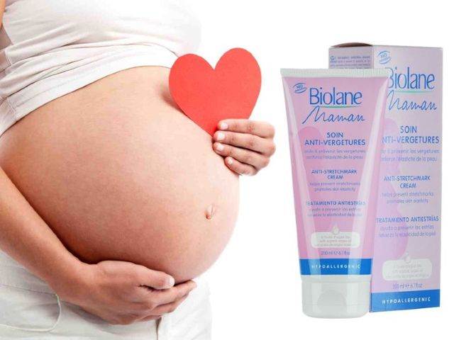 [GÓC MẸ BẦU] Bôi kem trị rạn da khi bầu bí: có nên không ?