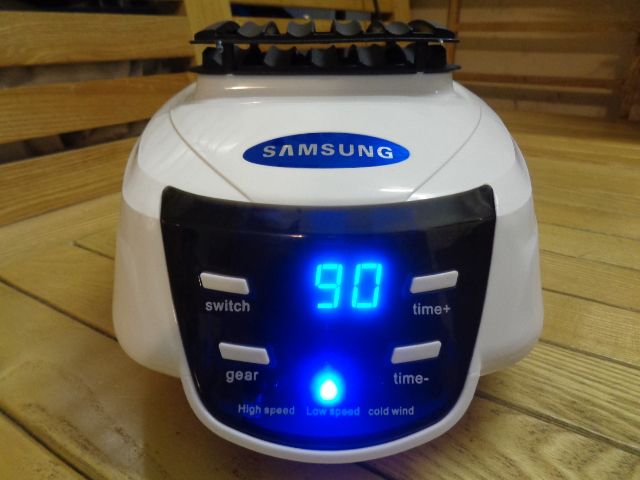 Tủ Sấy Quần Áo Samsung Điều Khiển Từ Xa - Sấy Khô Nhanh Chóng, Tiện Dụng, Diệt Khuẩn Tối Đa 99%