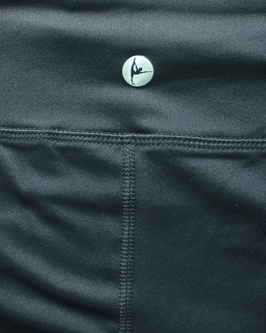 Quần Tập Gym Nữ 90 Degree Dáng Lửng Năng Động, Chất Liệu Mềm Mịn, Co Giãn Tốt – Thể Thao Thoải Mái, Phong Cách Năng Động