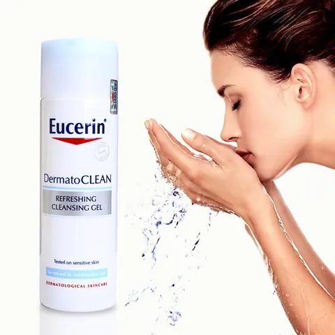 Sữa rửa mặt Eucerin dạng Gel cho da nhạy cảm