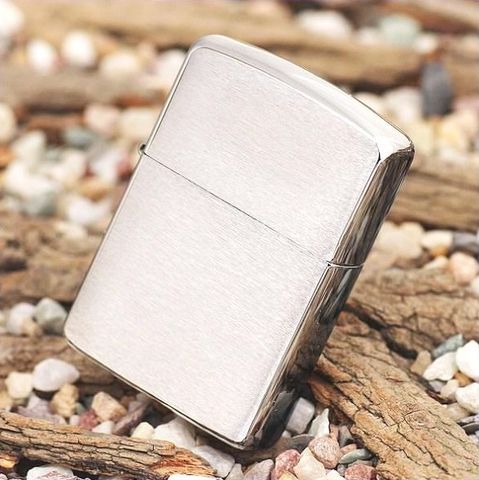 Bật lửa Zippo Armor 162 Brushed Chrome xước ngang - Bật lửa cao cấp Mỹ, thiết kế mạnh mẽ, bề mặt bền đẹp, quà tặng hoàn hảo cho tín đồ!