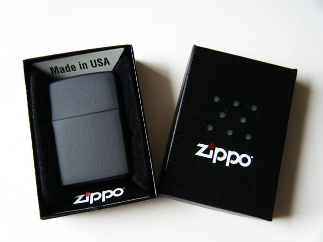 Bật Lửa Zippo Pipe Lighters Đen Mờ 218PL - Thiết Kế Đặc Biệt Cho Người Hút Tẩu - Hàng Chính Hãng Mỹ