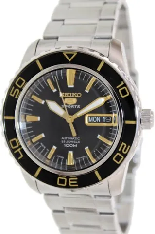 Đồng hồ Seiko 5 SNZH57K1 kiểu dáng thể thao