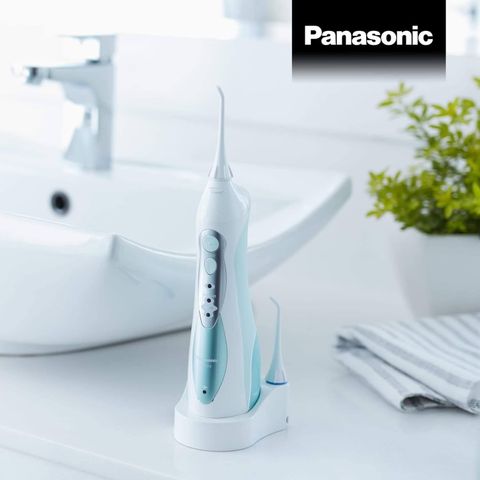 Máy Tăm Nước Panasonic EW1311W - Thiết Bị Chăm Sóc Răng Miệng Không Dây, Giúp Làm Sạch Kẽ Răng và Massage Nướu Hữu Ích Cho Gia Đình