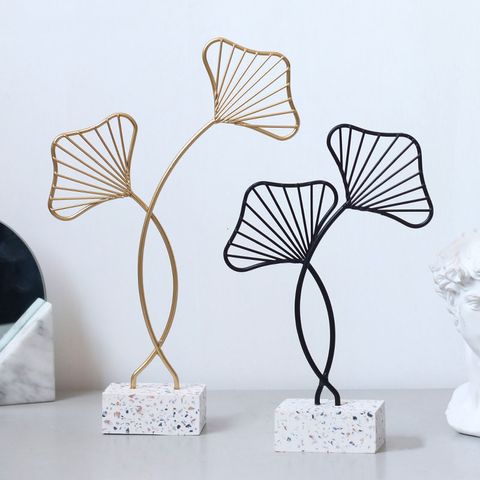 Phụ kiện trang trí để bàn hình lá hình nan - Thiết kế nghệ thuật hiện đại mang lại vẻ đẹp gần gũi với thiên nhiên cho không gian sống