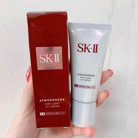 Kem Chống Nắng SK-II Atmosphere Airy Light UV Cream SPF50+ PA++++ - Dưỡng Da, Chống Lão Hóa Và Lọc Tia UV Hiệu Quả