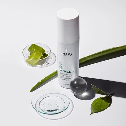 Sữa Rửa Mặt Image Skincare Ormedic 177ml - Dưỡng ẩm & Làm Sạch Sâu, Phù Hợp Cho Da Nhạy Cảm & Phụ Nữ Mang Thai