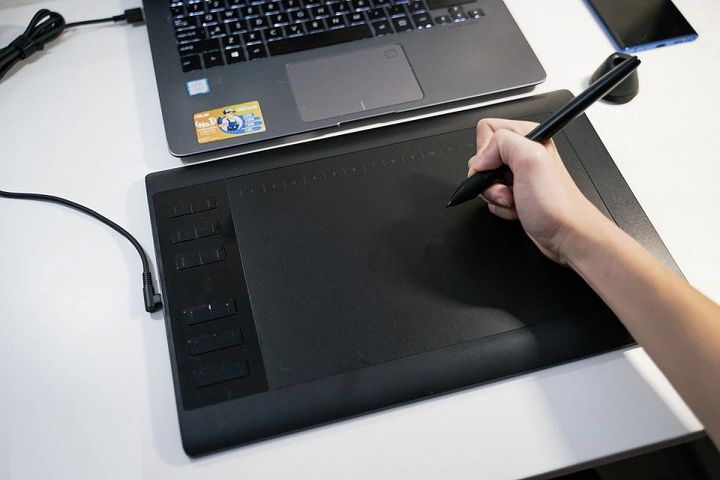 Bảng Vẽ Điện Tử Gaomon 1060PRO - Hỗ Trợ Dạy Học Online, Tương Thích Mọi Phần Mềm Đồ Họa, Bút Cảm Ứng Không Cần Sạc