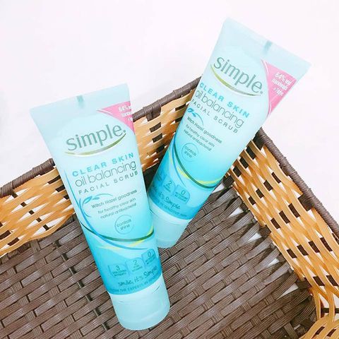 Tẩy tế bào chết Simple Clear Skin Oil Balancing Facial Scrub 75ml - Dưỡng ẩm, Kiểm soát dầu, Phù hợp mọi loại da