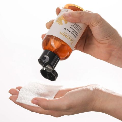 Nước Nghệ Hưng Yên Cocoon Toner 5% AHA - Giúp Sáng Mịn Da, Cấp Ẩm, Chăm Sóc Da Dịu Nhẹ, Phù Hợp Với Mọi Loại Da 140ml