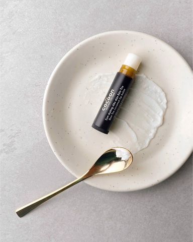 Son Dưỡng Dầu Dừa Cocoon Bến Tre Coconut Lip Balm - Dưỡng Ẩm Môi, Thảo Dược Thiên Nhiên, Thuần Chay, Hương Kẹo Dừa Ngọt Ngào