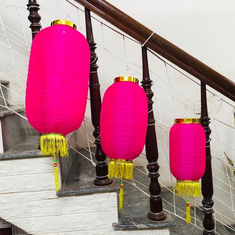 Combo 3 Đèn Lồng Vải Hình Trụ Nhiều Màu Có Tua Đuôi Vàng - Trang Trí Tết Bằng Vải Cotton Chống Thấm Nước, Khung Thép Chắc Chắn