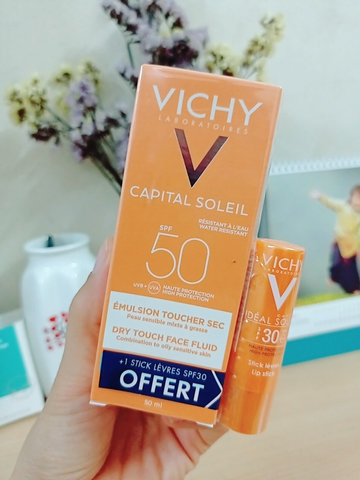 Kem Chống Nắng Vichy Idéal Soleil SPF50 - Bảo Vệ Da Hiệu Quả Trước Tia UV - Dành Cho Da Dầu, Hỗn Hợp Thiên Dầu, Không Nhờn Dính