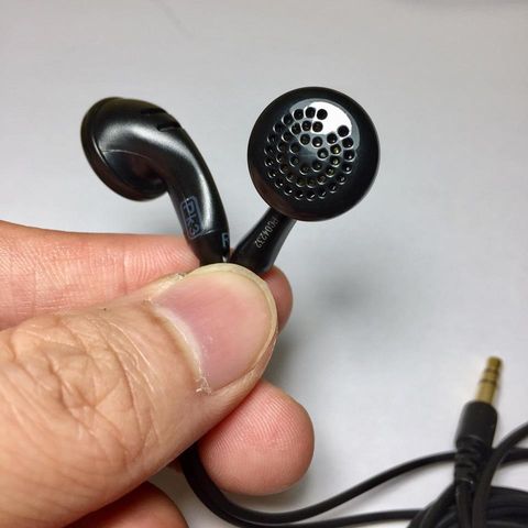 Tai Nghe Earphone Yuin PK3 Có Dây - Âm Thanh Chất Lượng Cao, Phù Hợp Với Chillout và World Music - Tặng Kèm Miếng Mút Thay Thế