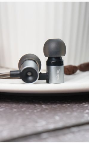 Tai nghe nhét tai thể thao Tanchjim Tanya có mic - Âm thanh tự nhiên, thiết kế gọn nhẹ, kết nối 3.5mm, lý tưởng cho người yêu thể thao