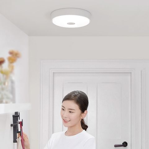 Đèn ốp trần Xiaomi Yeelight LED Mini có cảm biến tự động - Chiếu sáng thông minh cho không gian 10m2, hiện đại và tiện lợi