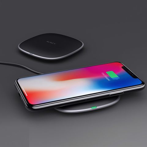 Đế Sạc Không Dây Aukey LC-Q6 10W - Sạc Nhanh Qi - Thiết Kế Nhỏ Gọn, Tiện Lợi Cho Điện Thoại Thông Minh