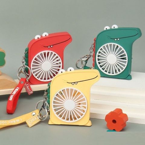 Móc Khóa Quạt Mini Bỏ Túi Sạc Tích Điện - Quạt Tiện Lợi 2 Chế Độ Gió Và Thiết Kế Ngẫu Nhiên Hình Khủng Long/Cá Sấu