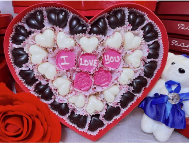 Socola Valentine hộp trái tim ý nghĩa cho người thương