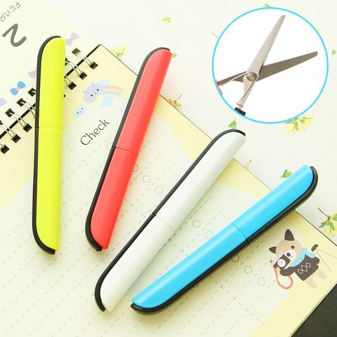Kéo Mini Tiện Lợi Deli 600 Nhiều Màu - Dụng Cụ Thủ Công Gọn Nhẹ Cho Học Sinh, Nhân Viên Văn Phòng