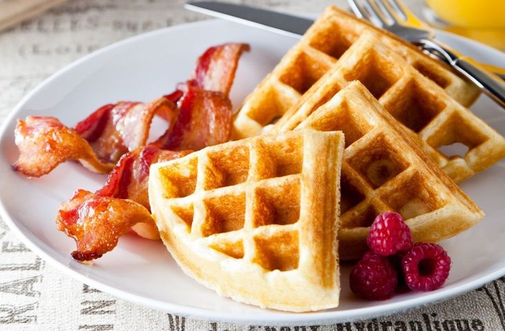 Chảo Nướng Bánh Waffle Chống Dính 2 Mặt Kích Thước 13x14cm - Dụng Cụ Làm Bánh Tiện Lợi Cho Người Yêu Thích Nấu Ăn
