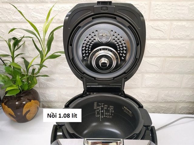Nồi Cơm Điện Cao Tần Cuckoo CRP-FHTR0610FS 1.08L - Công Nghệ Áp Suất Kép, Nấu Nhanh, Dành Cho 2-6 Người, Thiết Kế Hiện Đại