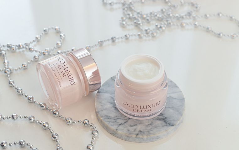 Kem Dưỡng Ngày Laco Luxury Cream Chiết Xuất DNA Cá Hồi - Phục Hồi Da, Chống Nắng, Dưỡng Trắng, Thay Kem Nền 30g