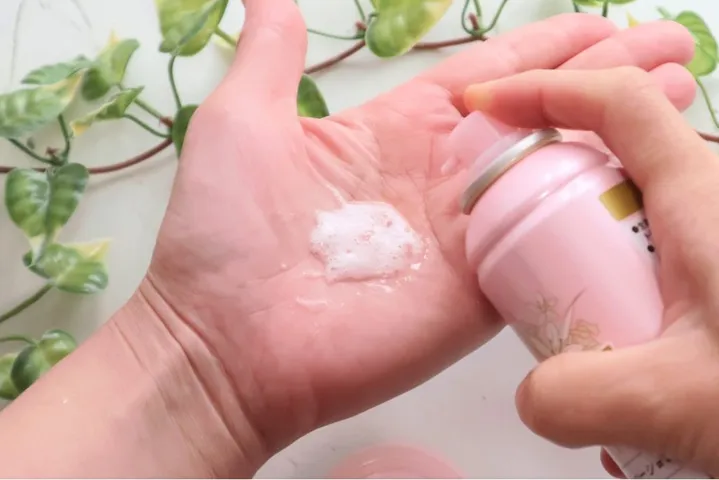 Xịt Hỗ Trợ Mọc Tóc Chống Rụng Molty 130ml - Dưỡng Tóc Chắc Khỏe, Ngăn Rụng Tóc Sau Sinh, Dạng Lotion Thẩm Thấu Nhanh