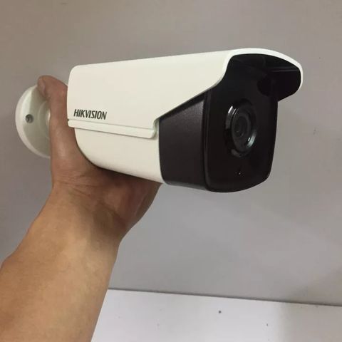 Camera Hồng Ngoại Hikvision DS-2CE17D0T-IT5 2.0MP - Giám Sát Ngày Đêm, Tầm Quan Sát 80m, Chống Bám Bụi IP67