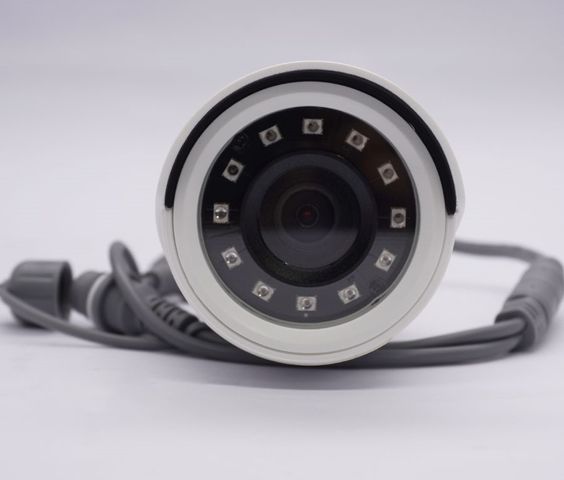 Camera TVI 2MP Hikvision DS-2CE16B2-IPF - HD Hồng Ngoại 20m, Chống Nước IP66, Độ Sắc Nét Cao - Giải Pháp An Ninh Tại Nhà